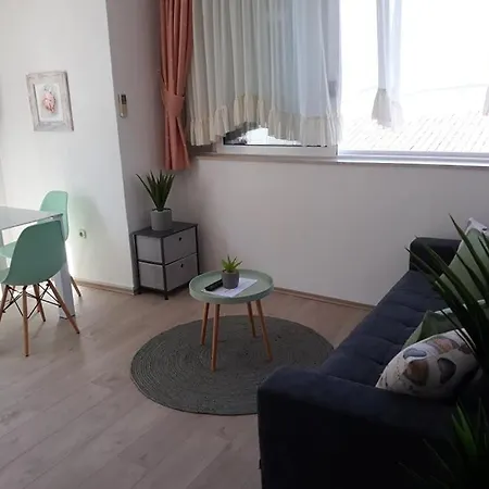 Апартаменты Viki Трогир