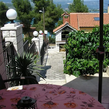 Апартаменты Viki *