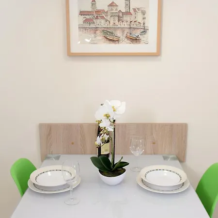Viki Apartment