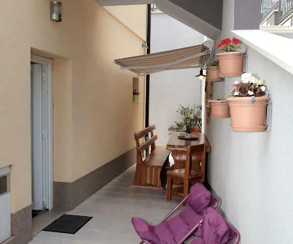 Viki Apartamento Trogir